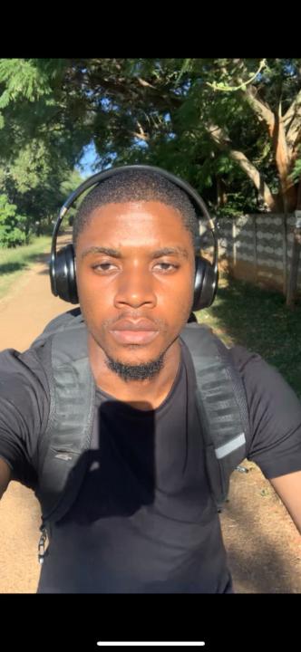 Lloyd Muzvuru