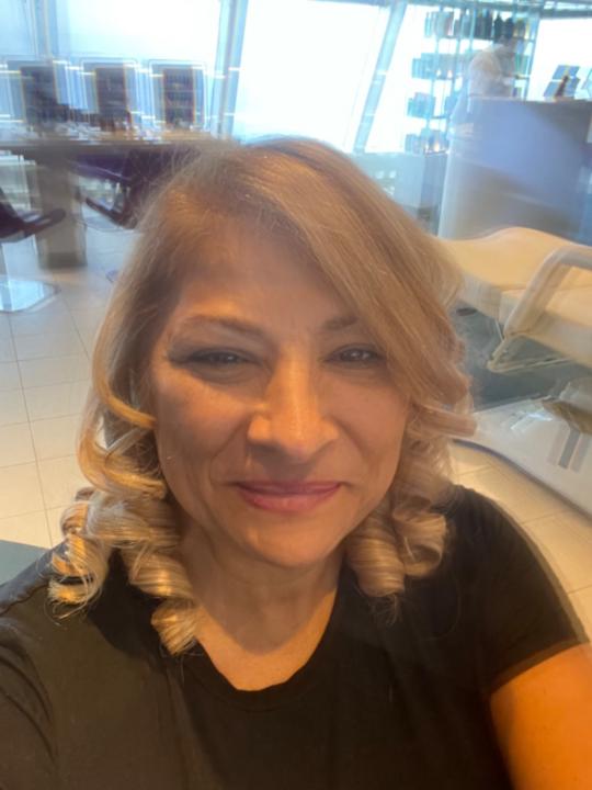 Gloria Vasquez