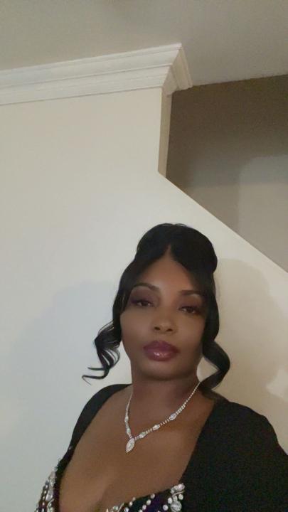Betina Apraku