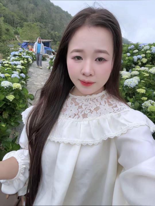 Tuyết Minh