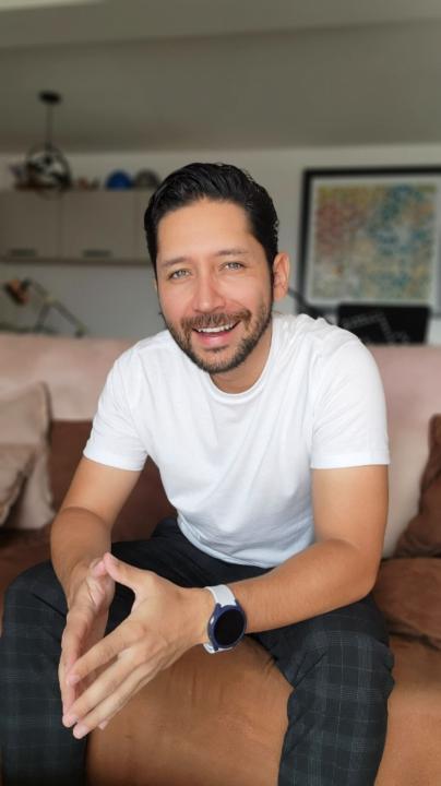 Aaron Bolaños