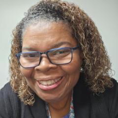 Nina George Carlton