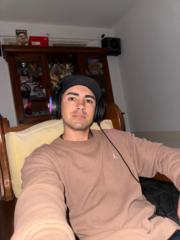 Emanuel Flores
