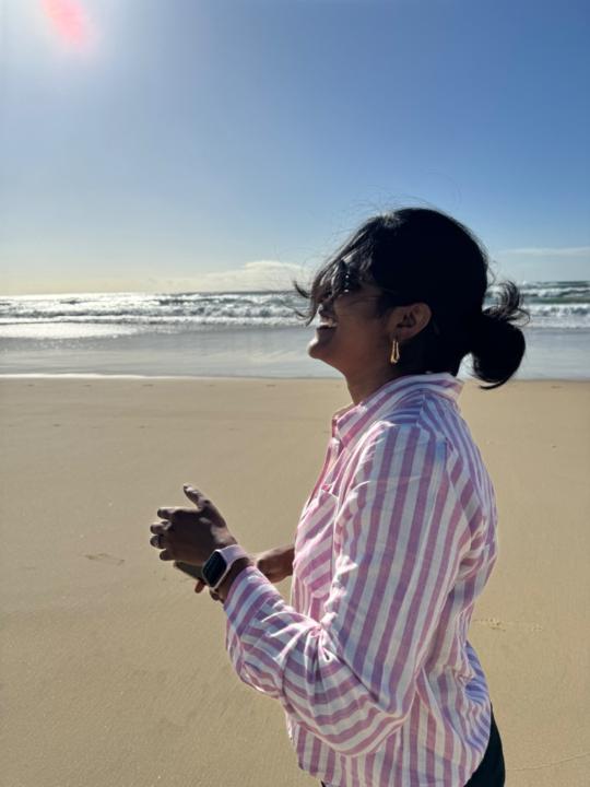 Akhila Aks