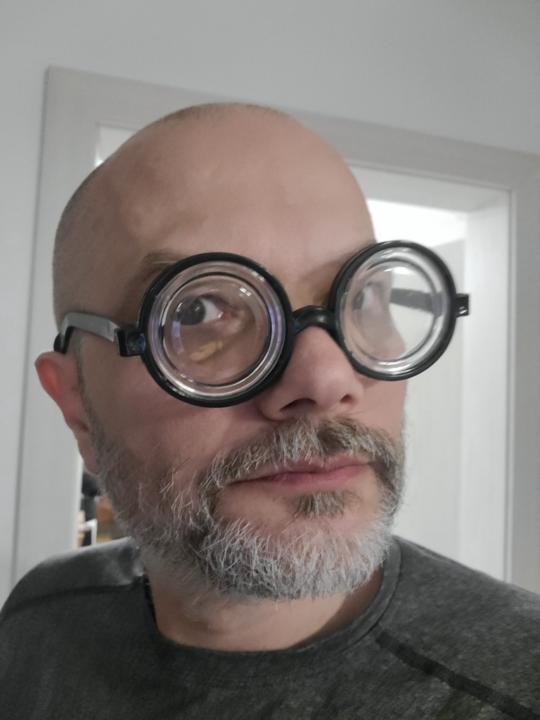 Bartosz Pęksa