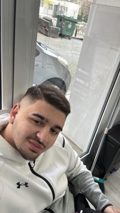 Σταύρος Χιωτης