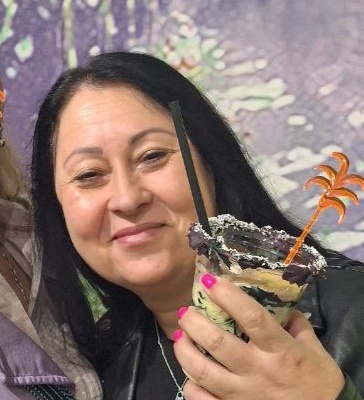Анелия Николова