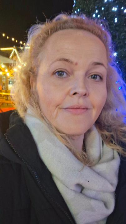 Claire Thompson