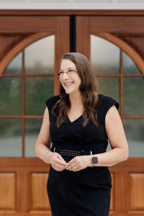 Veronica Thompson