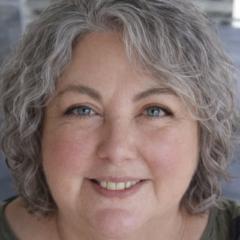 Robyn Collett