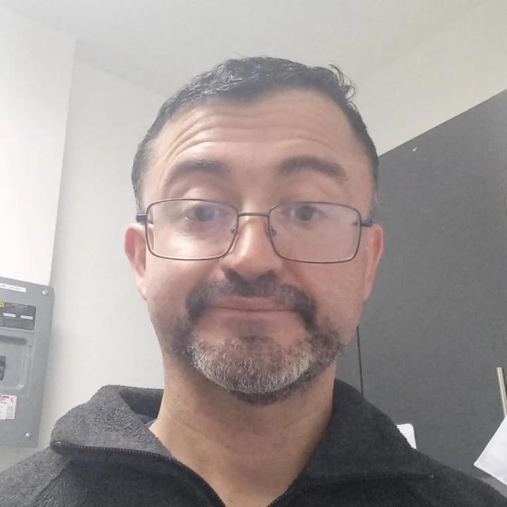 Alejandro Var