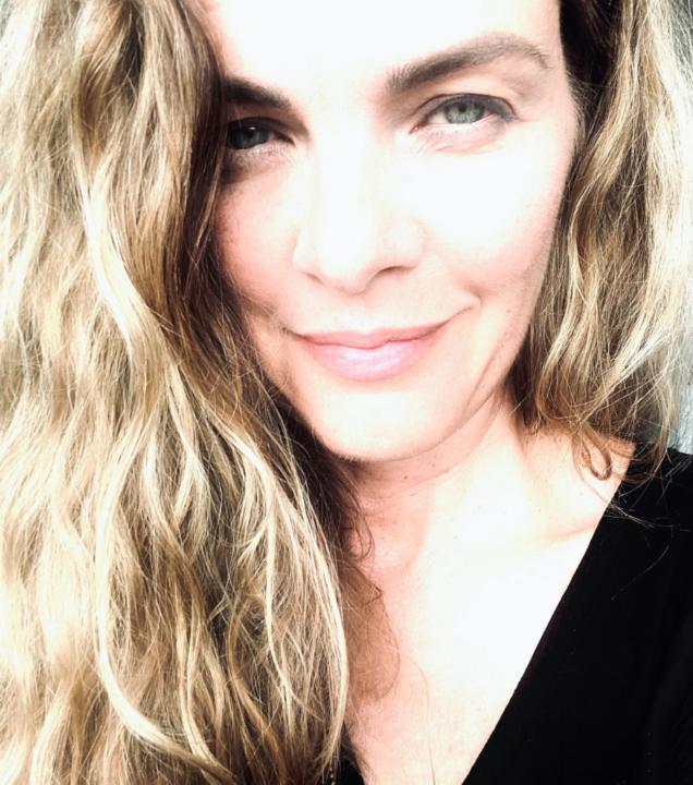 Laura Vanhapelto