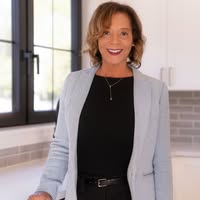 Denise Robinson