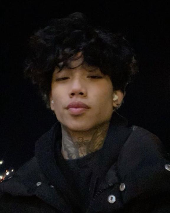 Théo Kang