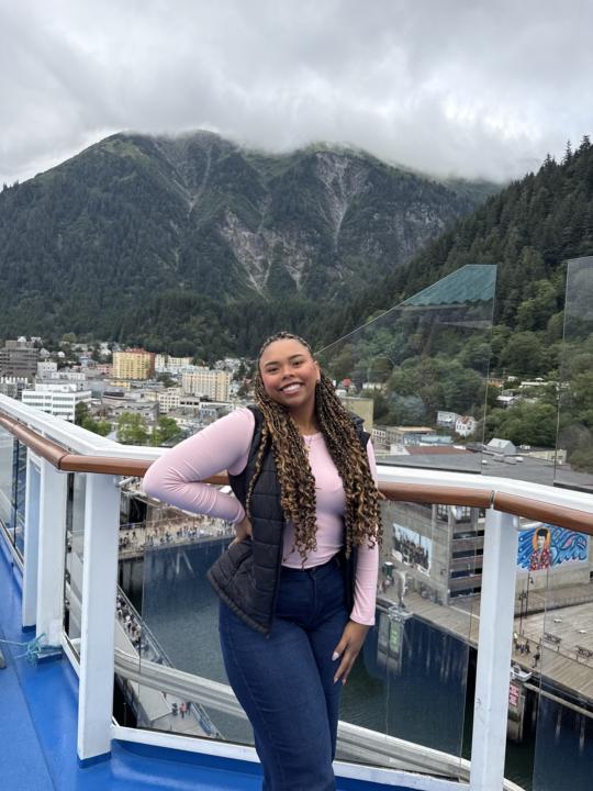 Happy to be here! ✨🩷