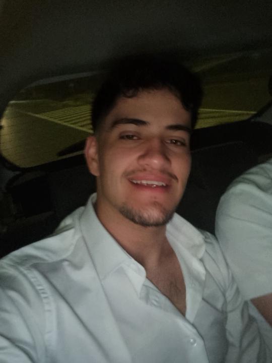Nave Vaknin