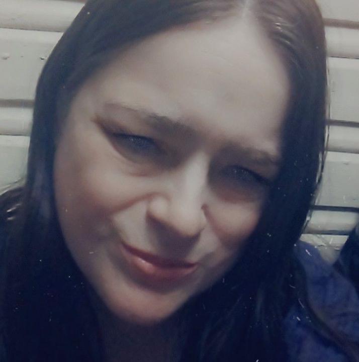 Cassandra Jones