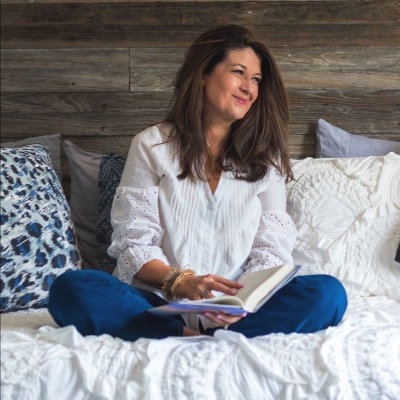 Laurie Vanzura