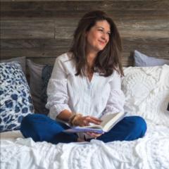 Laurie Vanzura