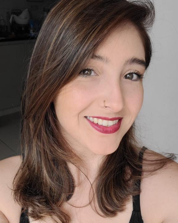 Angelique Isaza