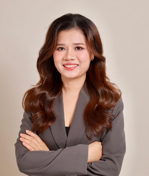 Nhung Le