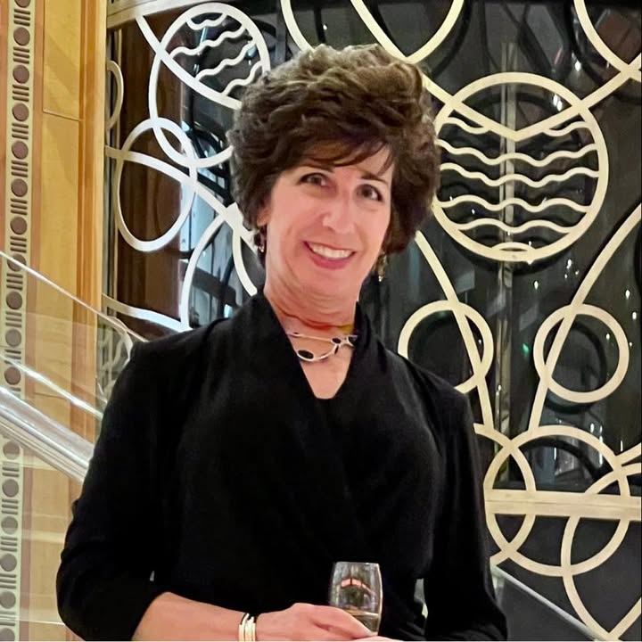 Charlene Aronne