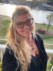 Jodi Easton