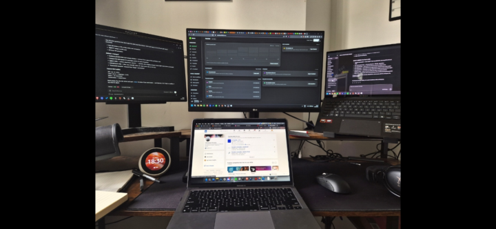 Welcome! Introduce yourself + share a pic of your workspace 🎉