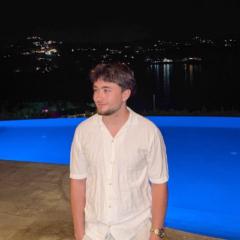 Daniel Hays