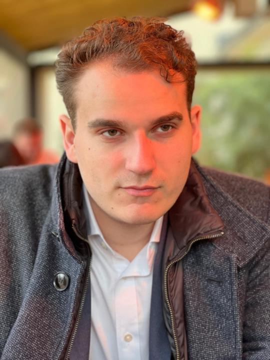 Felix Boz.