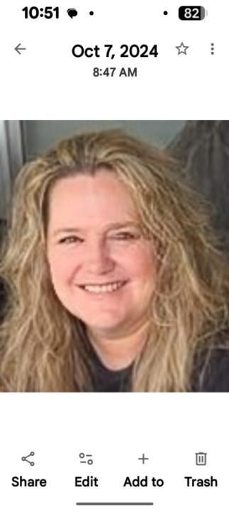 Melanie Plares