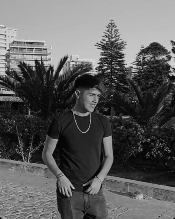 Tomas Valdivia