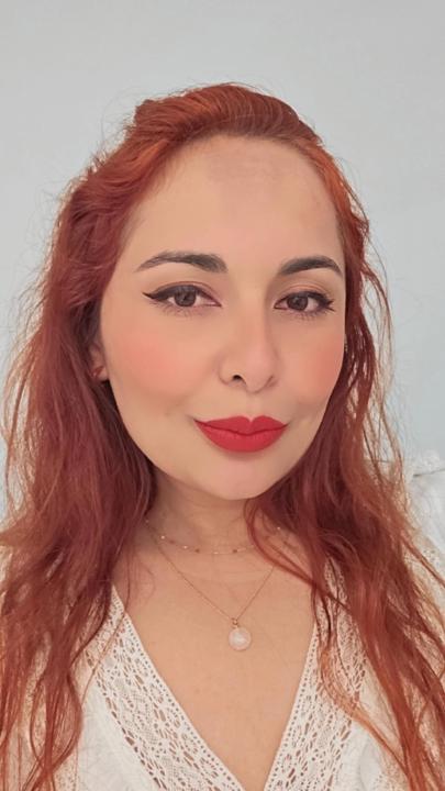 Ana Hinojosa