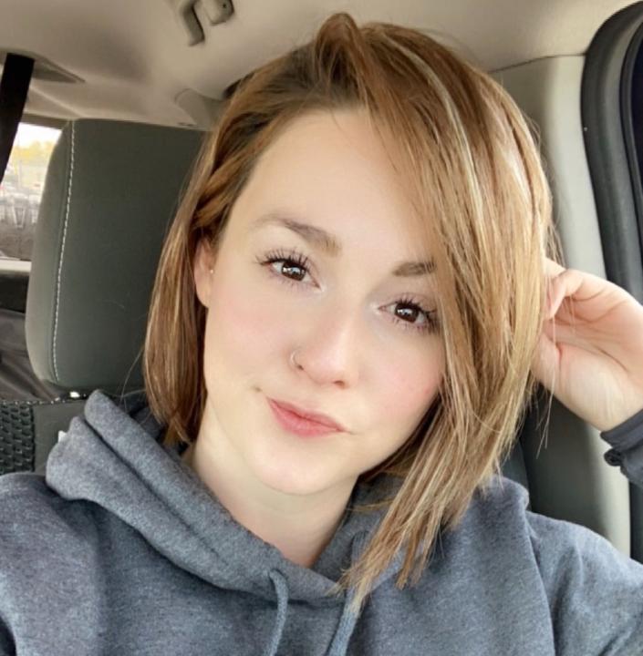 Miranda Lowe