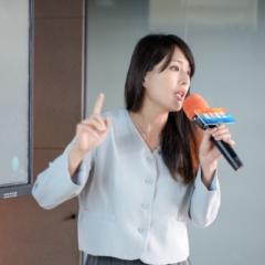 彤寧 Winterlynn Wang