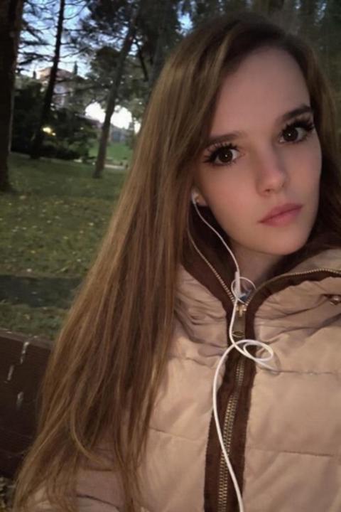Eva Oviedo