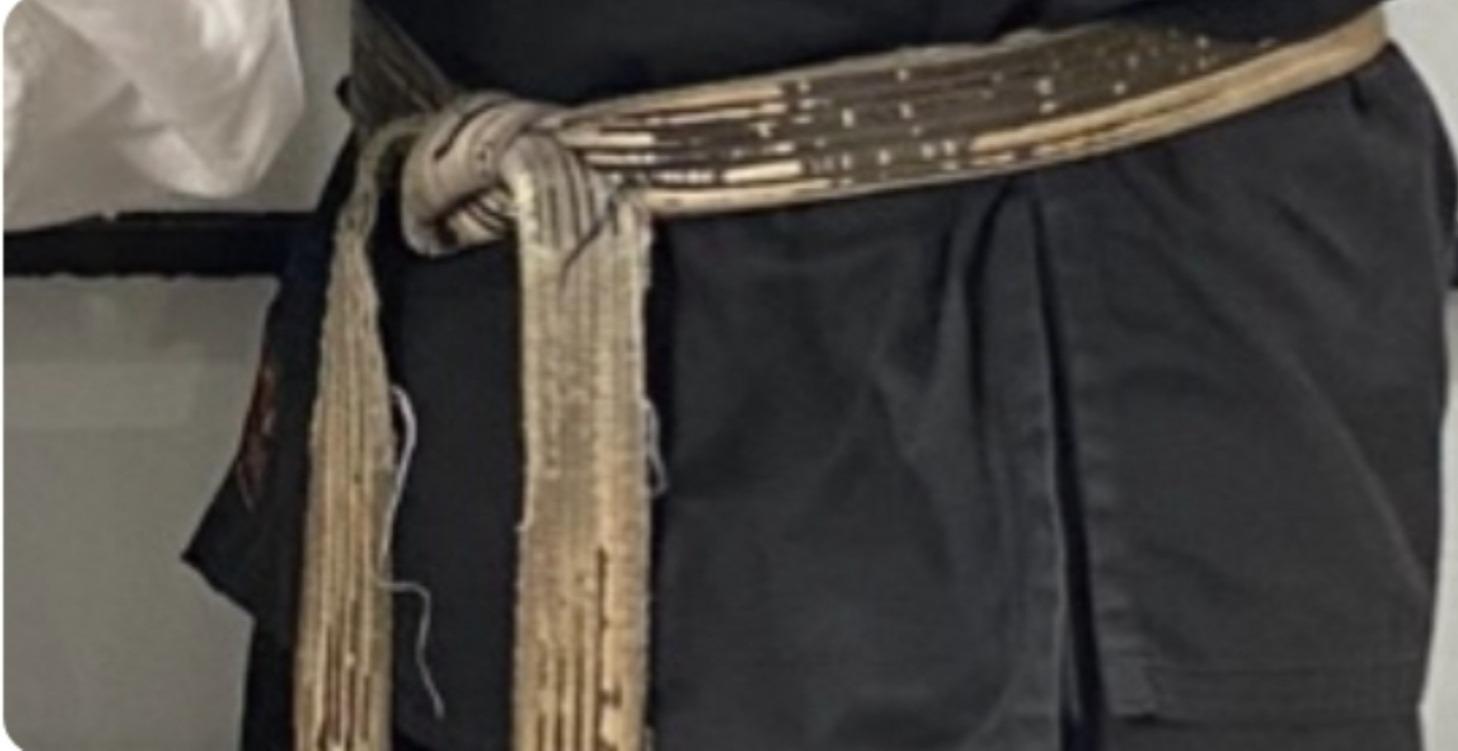 Basic Defence #2 Jump back better than the block