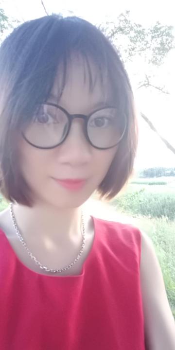Nguyễn Tố Uyên SP