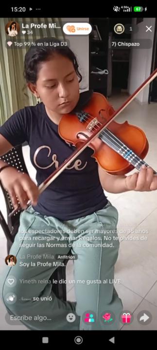 Tania Barrera reina