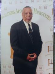 Lonnie Mills
