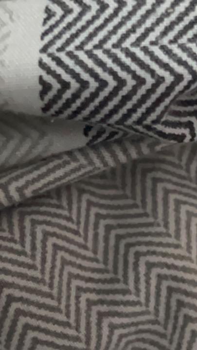 S T