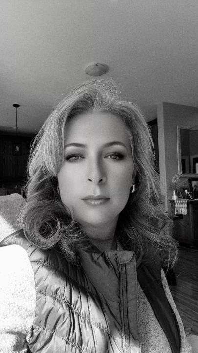 Vicki Elliott