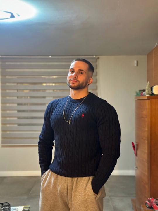 Víctor West