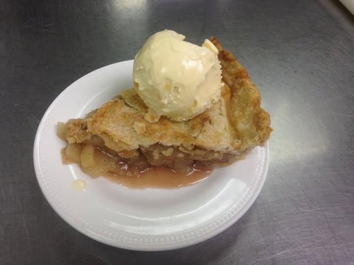 Old-Fashioned Apple Pie 