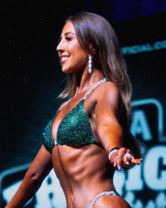 Ellie Simon