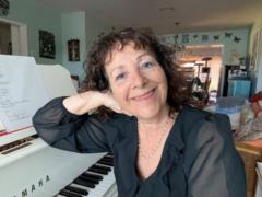 Leslie Hobbs