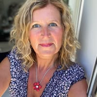 Wendy Dooley