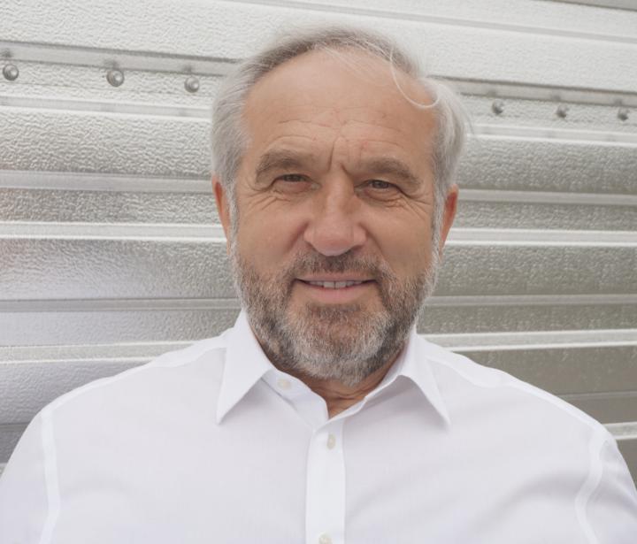 Josef Dr. Schneider