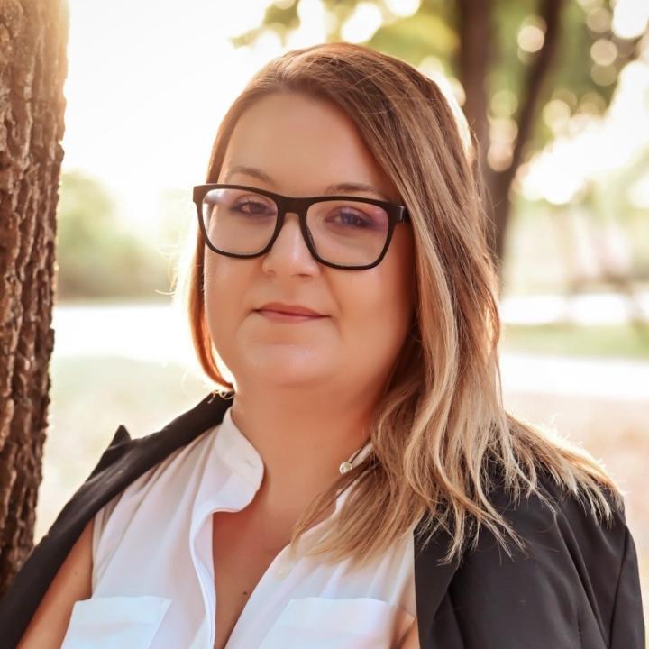 Bettina Kovács-Tóth