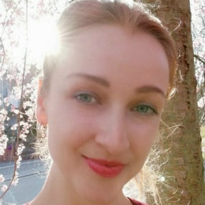 Corina Glass